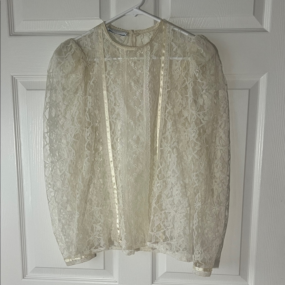Vintage Gunne Sax Sport by J. McClintock Elegant Cream Lace‎ Blouse, Sz L